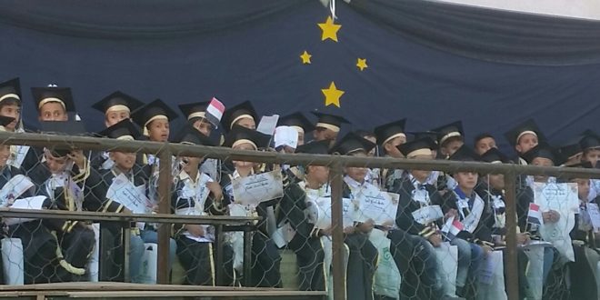 مدارس القيم الأهلية تقيم حفلاً تكريمياً لطلابها الأوائل والمبدعين 