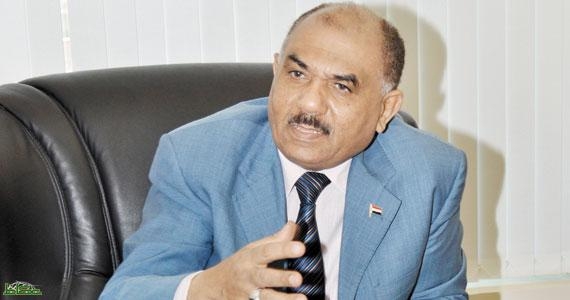وفاة وزير الإعلام اليمني الأسبق حسن اللوزي متأثراً بإصابته بكورونا