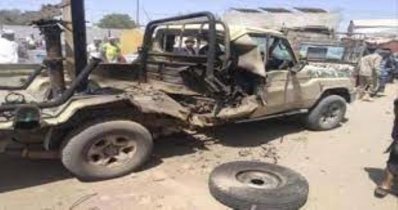 مقتل وإصابة 7 جنود في انفجار استهدف طقم عسكري في لحج جنوب اليمن