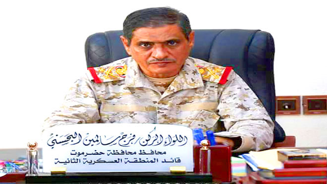محافظ حضرموت يحذر الحوثيين من التقدم بعد محافظة مأرب
