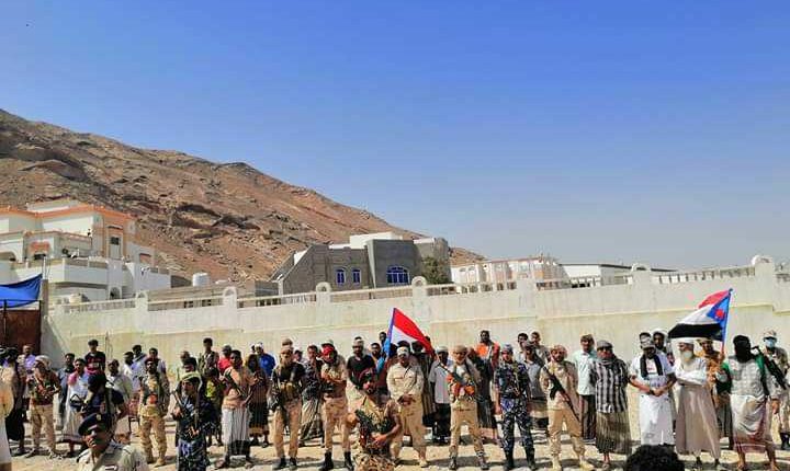 الانتقالي الجنوبي يعلن استئناف التصعيد في حضرموت والالتزام بالتهدئة في أبين