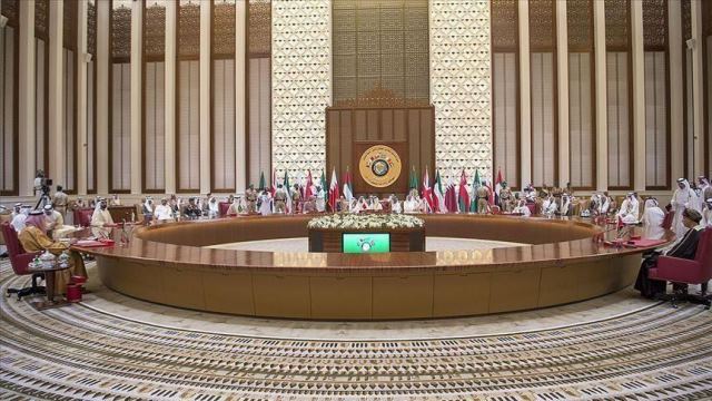 التئام القمة الخليجية الـ40 في الرياض بغياب نصف الزعماء