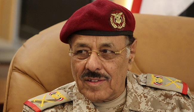 اتهامات سعودية لـ علي محسن الأحمر بالإرهاب والخيانة بعد 6 سنوات من استضافته