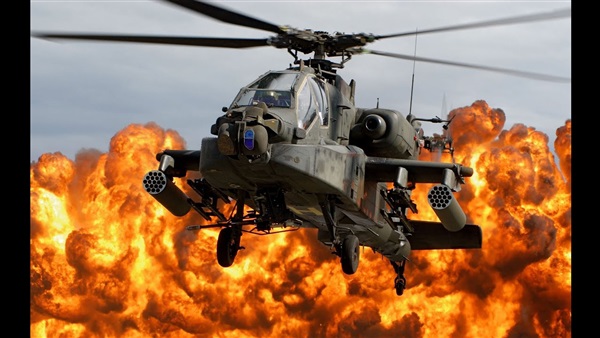 السعودية تعترف بسقوط مروحية ومقتل اثنين من طياريها على الحدود مع اليمن