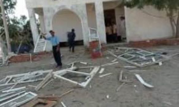 البعثة الأممية بالحديدة تؤكد استهداف ميناء الصليف بغارة جوية