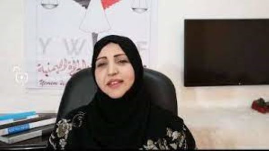 منظمة حقوقية تتهم الانتقالي باختطاف الناشطة منى إسماعيل في عدن