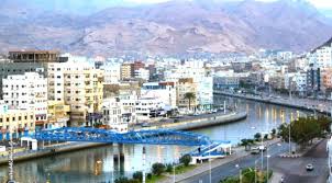 فصائل جنوبية تحذر السعودية من عقد برلمان الشرعية في حضرموت 