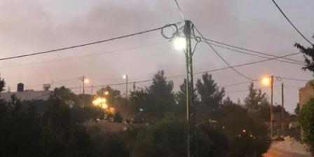  الاحتلال يهدم منزلا وغرفتين زراعيتين ويدمر أسوارا شمال غرب بيت لحم بفلسطين